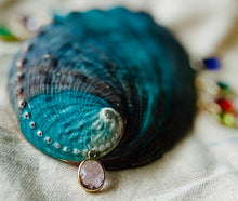 Charger l'image dans la galerie, Charms pendentif VENUS en verre et inox