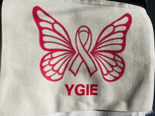 Charger l'image dans la galerie, Pochette cadeau octobre rose parure collier papillon ruban rose, bracelet et porte clé