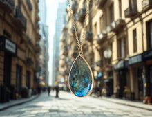 Charger l'image dans la galerie, Collier DENVER avec pierre naturelle en Labradorite et acier inox