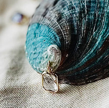 Charger l'image dans la galerie, Charms pendentif CARRIE en verre et inox