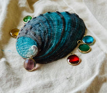 Charger l'image dans la galerie, Charms pendentif LEUCATE en verre et inox