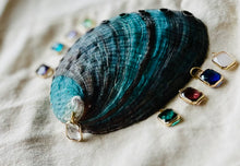 Charger l'image dans la galerie, Charms pendentif CARRIE en verre et inox