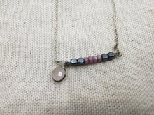 Charger l'image dans la galerie, Bracelet CAMILLE en argent 925 avec perle et pierre quartz rose