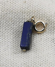 Charger l'image dans la galerie, Charms pendentif ADELE en pierre naturelle