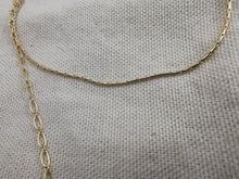 Charger l'image dans la galerie, Collier double rang Joséphine en plaqué or avec pendentif demi soleil