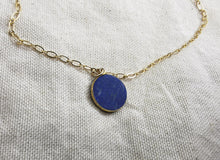 Charger l'image dans la galerie, Collier NOAH en plaqué or avec pierre ronde