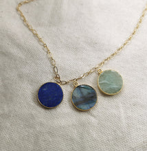 Charger l'image dans la galerie, Collier NOAH en plaqué or avec pierre ronde