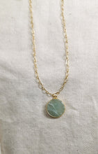 Charger l'image dans la galerie, Collier NOAH en plaqué or avec pierre ronde