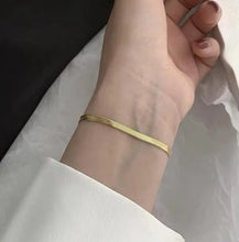 Charger l'image dans la galerie, Bracelet APOPHIS en maille serpent