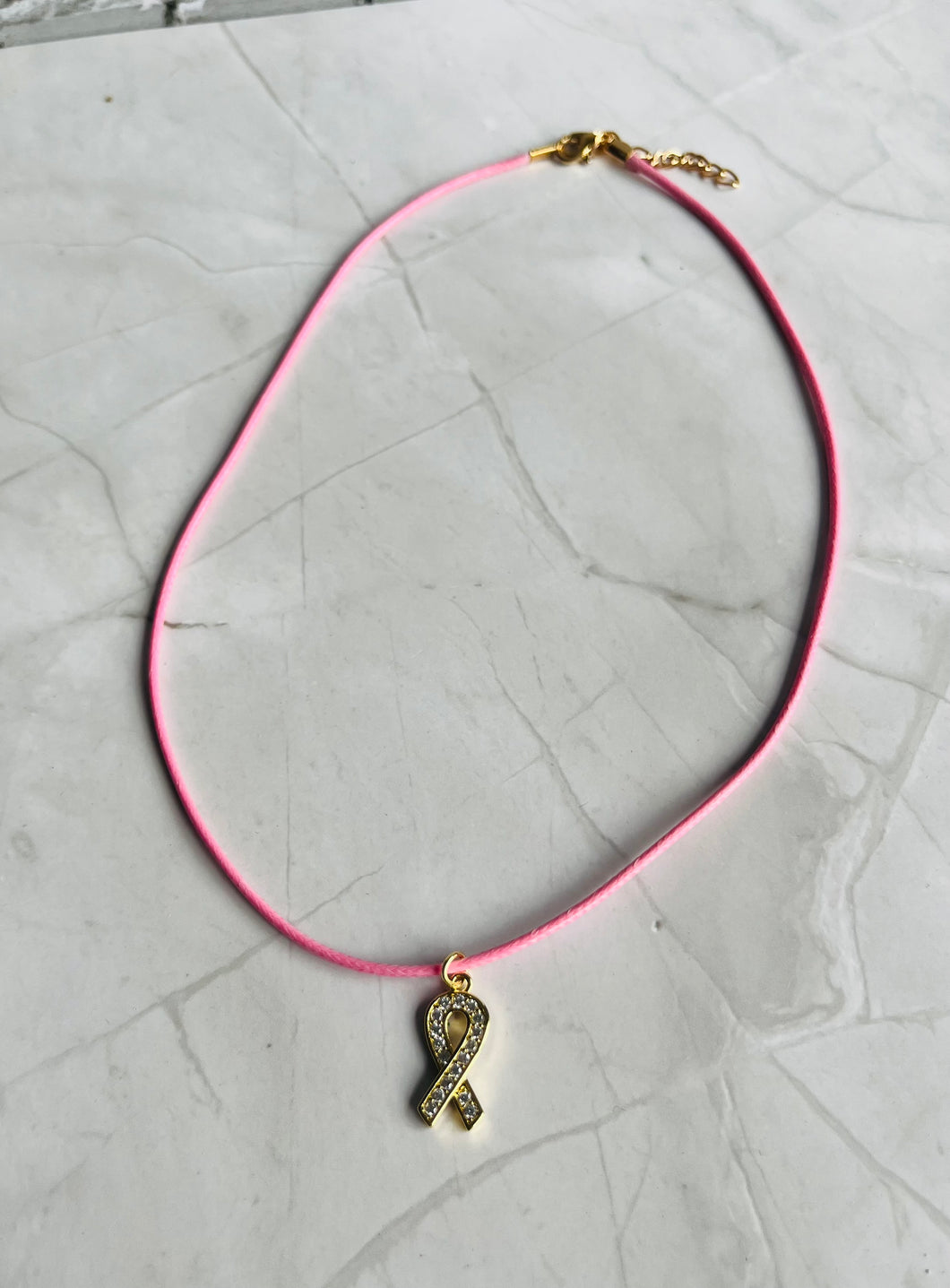 Collier octobre rose Cordon rose avec pendentif Ruban strass rose or