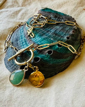 Charger l&#39;image dans la galerie, Collier ORNELLA grande maille rectangle inox doré avec fermoir en T
