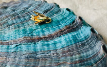 Charger l&#39;image dans la galerie, Charms pendentif LYS fleur en acier inoxydable
