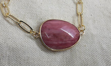 Charger l&#39;image dans la galerie, Collier CHACHA avec pierre naturelle
