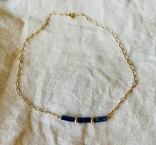 Charger l&#39;image dans la galerie, Collier LAZULA avec pierre en Lapis Lazuli
