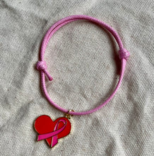 Charger l&#39;image dans la galerie, Bracelet octobre rose en Coton Rose Coulissant charm cœur avec ruban rose
