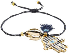 Charger l&#39;image dans la galerie, STRASS &amp; PAILLETTES Bracelet en Coton Noir avec Coquillage doré, Pompon Noir et Main de Fatma tissé en Perles. Bracelet Lien Coulissant Coquillage et Perle tissé
