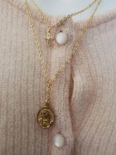 Charger l&#39;image dans la galerie, Collier Marie Jesus Deux Rangs Chaine croix crucifix et médaille de la vierge Marie
