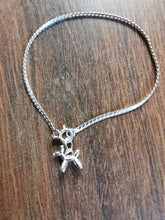 Charger l&#39;image dans la galerie, Charms pendentif KOONS chien gonflable en argent
