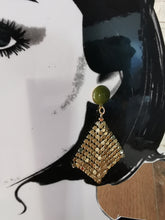 Charger l&#39;image dans la galerie, Boucle oreille Kate à sequin doré
