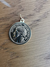 Charger l&#39;image dans la galerie, Charms pendentif NAPOLEON pièce de monnaie doré
