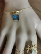 Charger l&#39;image dans la galerie, Bracelet Seraphine en plaqué or
