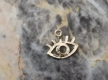 Charger l&#39;image dans la galerie, Charms pendentif MYRIAM oeil avec cils en plaqué or
