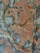 Charger l&#39;image dans la galerie, Collier tour du cou Jupiter. chaine en acier inoxydable maille rectangle
