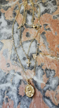 Charger l&#39;image dans la galerie, Collier Marie Jesus Deux Rangs Chaine croix crucifix et médaille de la vierge Marie
