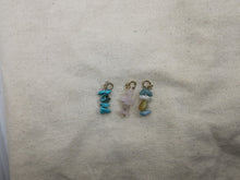 Charger l&#39;image dans la galerie, Charms pendentif LEON en pierre naturelle
