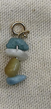 Charger l&#39;image dans la galerie, Charms pendentif LEON en pierre naturelle
