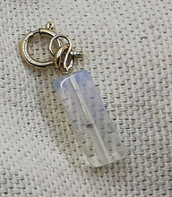 Charger l&#39;image dans la galerie, Charms pendentif ADELE en pierre naturelle
