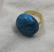 Charger l&#39;image dans la galerie, Bague Celine doré satiné et onyx bleue
