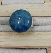Charger l&#39;image dans la galerie, Bague Celine argenté et onyx bleue
