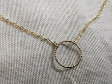 Charger l&#39;image dans la galerie, Collier APOLINE en gold filled avec anneau diamanté
