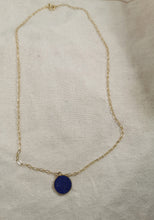 Charger l&#39;image dans la galerie, Collier NOAH en plaqué or avec pierre ronde
