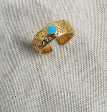 Charger l&#39;image dans la galerie, Bague ZANTE gravure feuilles et turquoise
