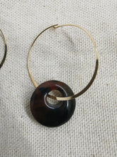 Charger l&#39;image dans la galerie, Boucle oreille CLEO créole donut en pierre naturelle
