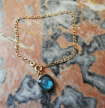 Charger l&#39;image dans la galerie, Bracelet Margot en plaqué or
