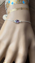 Charger l&#39;image dans la galerie, Bracelet en argent Hécate avec pierre ovale en Améthyste
